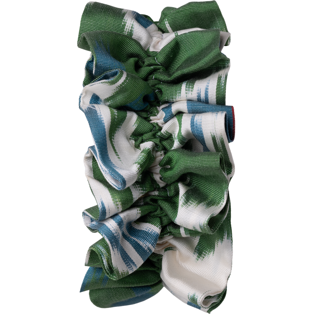 Wiese und elfenbeinfarbener Ikat