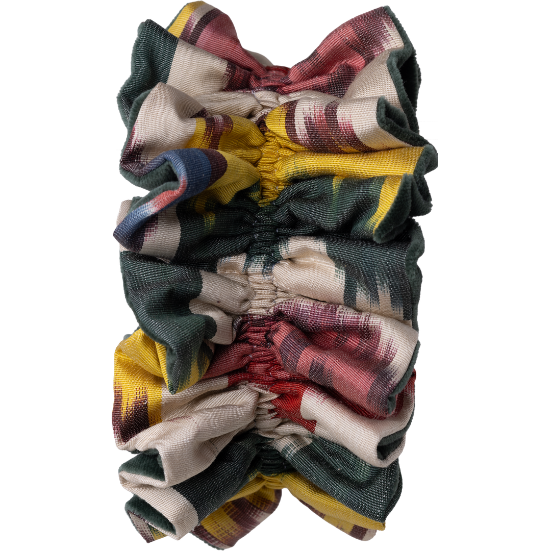 Berry, Butter, Cream und Hunter Ikat mit Sage Velvet